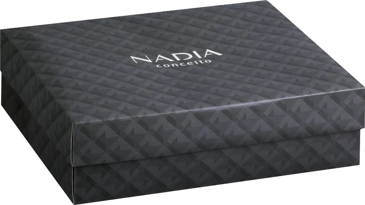 Caixa personalizada — NADIA conceito